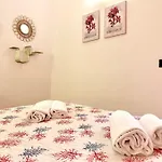 Seashell Apartment