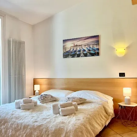 Seashell Apartment *